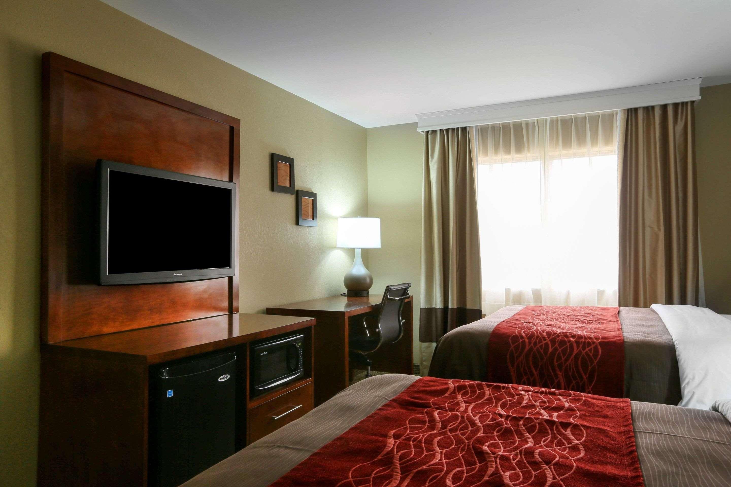 Comfort Inn & Suites Leeds I-20 Kültér fotó