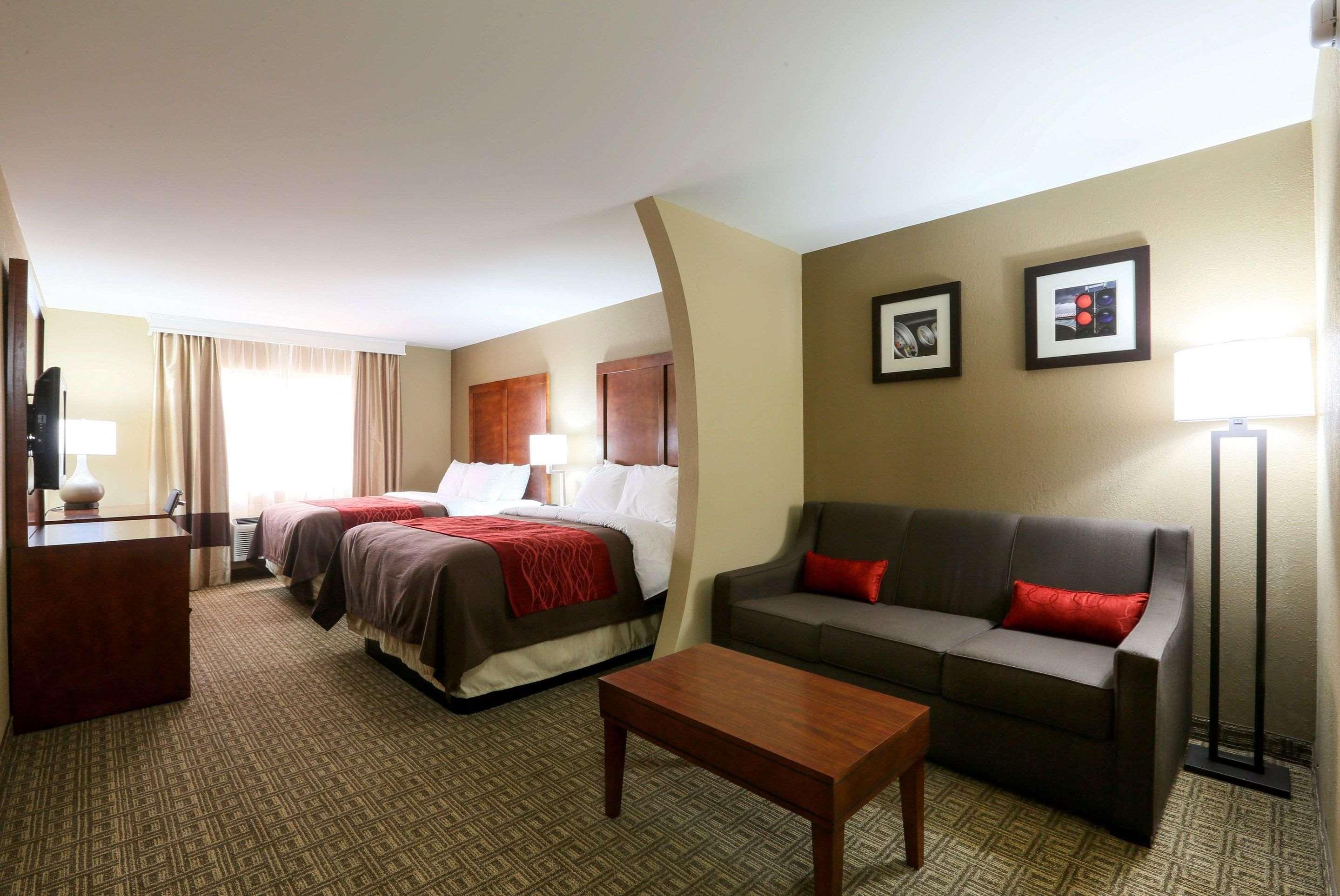 Comfort Inn & Suites Leeds I-20 Kültér fotó
