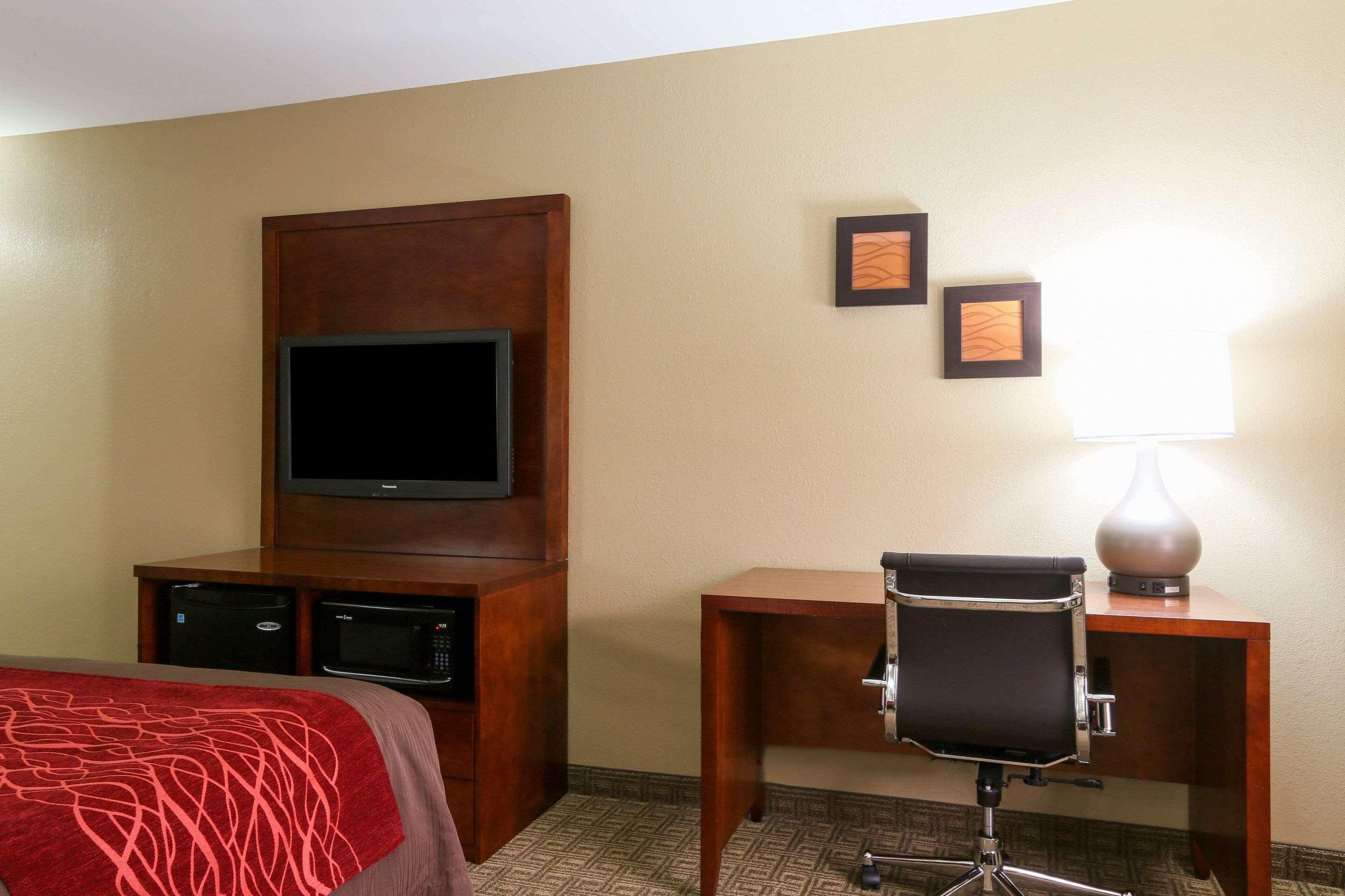 Comfort Inn & Suites Leeds I-20 Kültér fotó